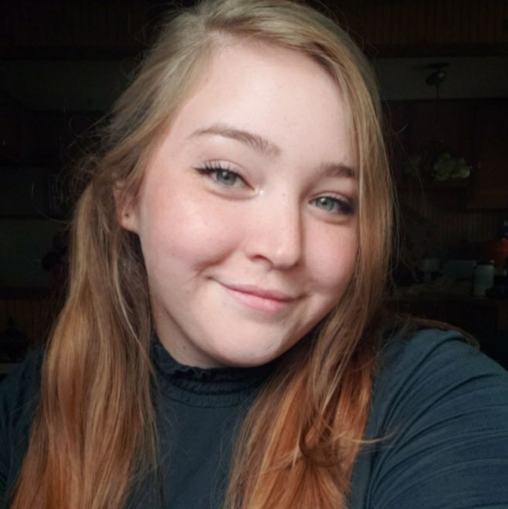 Meet your Posher, Steph